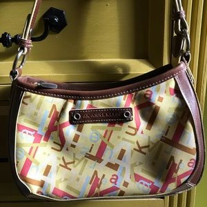 Pretty Anne Klein Purse 👛